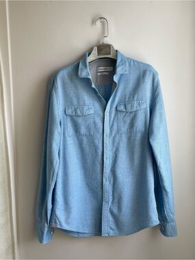 Calvin Klein Light Blue Button-Up Shirt 100% Cotton size M